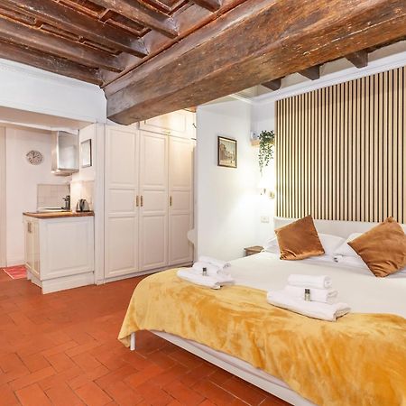 Апартаменты Al Cortile Del Moro Рим Экстерьер фото